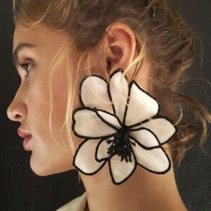 New ZARA Ecru & Black Floral Statement Earrings | NWOT